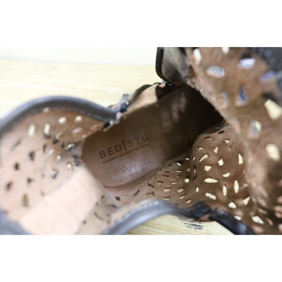 Bed Stu Boots Womens 10 Black Leather Irma Ankle Perforated Laser Cut 4" - Picture 5 of 9